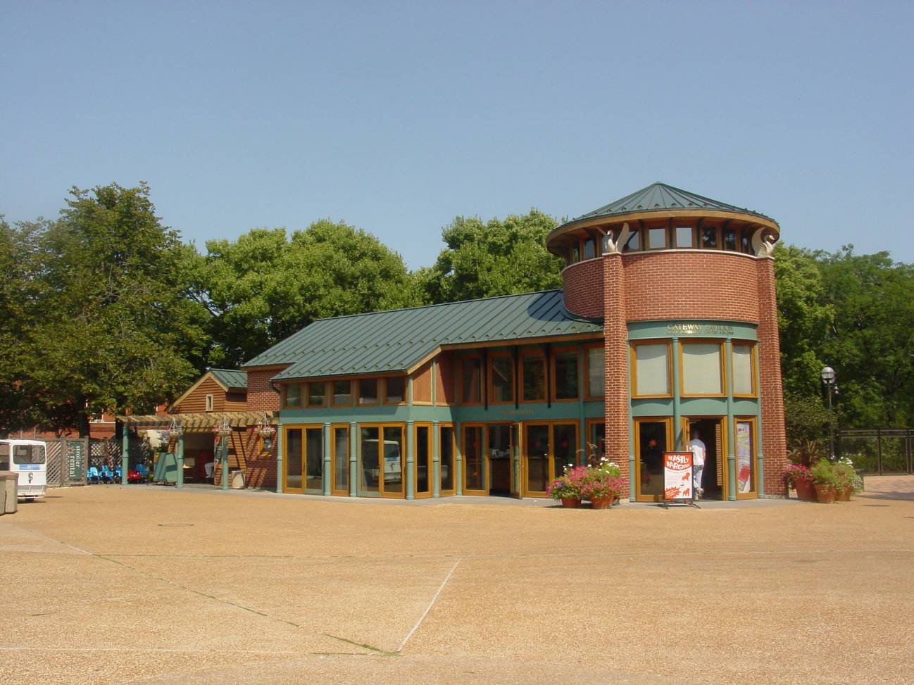 New construction of the East Entry Pavilion of Lincoln Park Zoo. The structure is composed of steel, timber and masonry with large glass areas and decorative exposed steel features. The structure is supported on conventional shallow concrete foundations and the project included a landscaped are with decorative trellis work and a large wrought-iron and custom steel swinging security entrance gate.